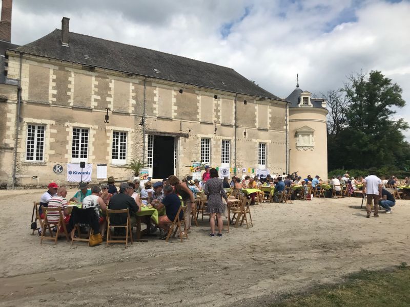 Le Pique Nique Solidaire Du Club De Blois Kiwanis